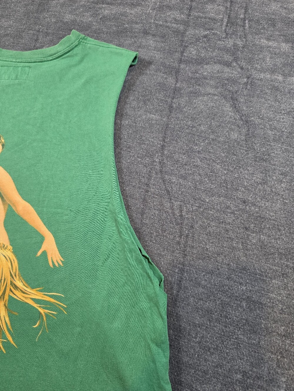 Vintage Abercrombie Hula Girl Cut Off Muscle Shirt Tank Top Y2K - Picture 6 of 9